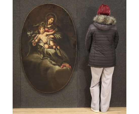 Grande Madonna con bambino del XVII secolo