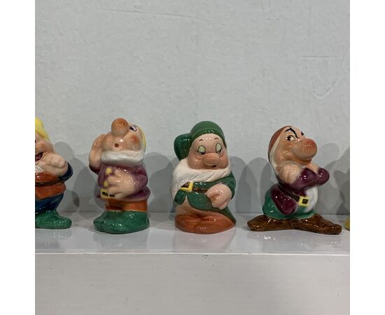 ZACCAGNINI, Walt Disney, statuine in ceramica decorata, bianca neve e i sette nani