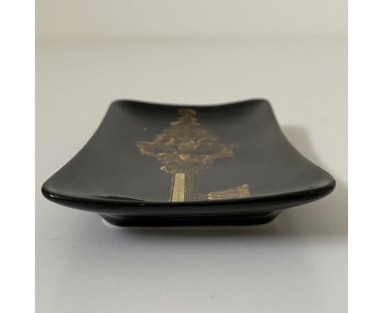 FORNASETTI, Large tray ashtray with key on black background     